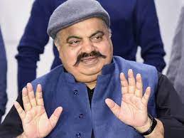 मा‎फिया अतीक की संपत्ति पर कब्जे को लेकर गैंगवार की आशंका, पुलिस ने बढ़ाई स‎‎क्रियता